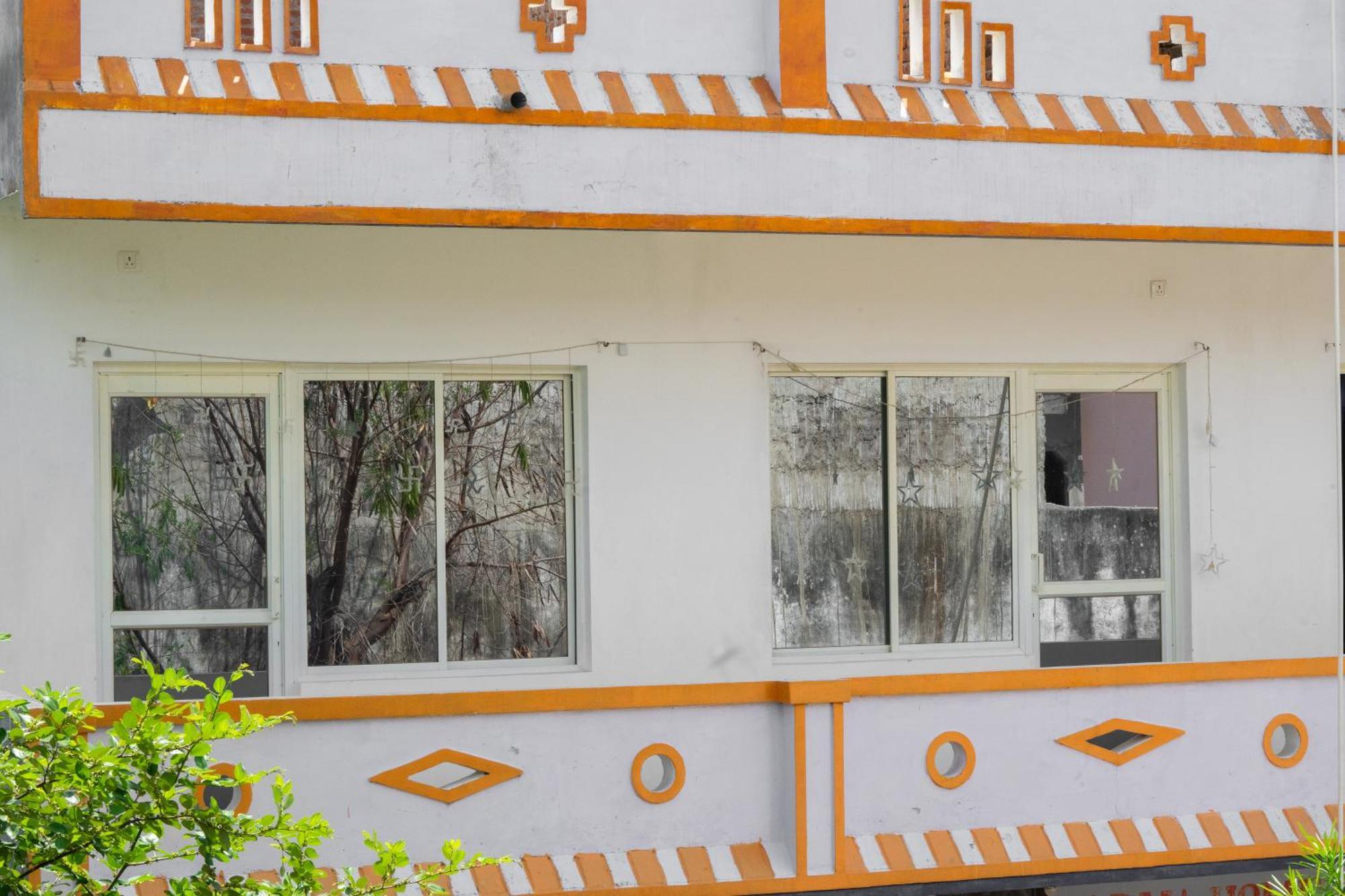 Karma Hostel Khajurāho Exterior foto